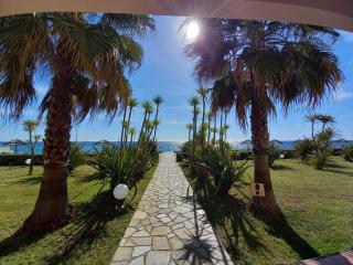 Appartement avec piscine vue mer et montagne - 4