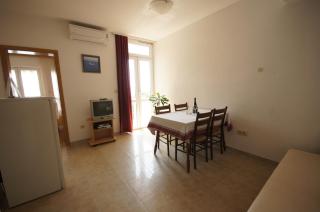 Apartment 75-6 - 6