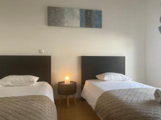 TEJO HOUSE RIVER Lisbon (Cacilhas) - Almada - 6