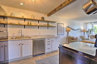 Big Island Condo with Pool Access Walk to Beach! - Kailua-Kona - 6