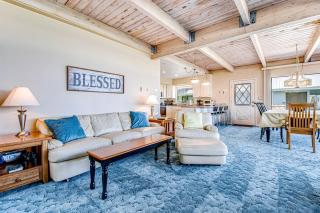 Lollipop Lakehouse - Garden City - 2