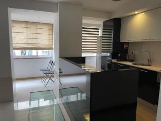 TEJO HOUSE RIVER Lisbon (Cacilhas) - Almada - 1