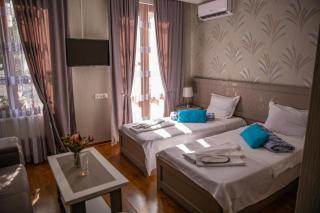 Family Hotel Kolorit Old Tbilisi - 4