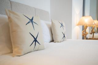 Luxury Seaside Apartment - Eastbourne - 3