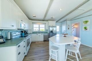 Beaulieu-Sur-Duck - Sanderling, Ocean View, Steps to Direct Boardwalk, Pets OK, Flex Stays - 3