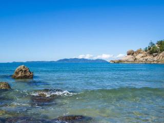 Alma Bay Holiday Unit 3 - 4