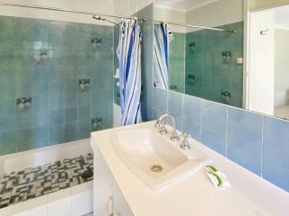 Alma Bay Holiday Unit 3 - 6