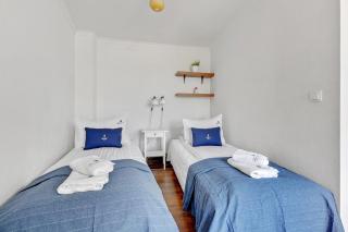 Lion Apartments - Santorini Studio - 8