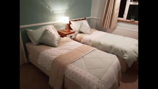 Chimneys B&B - 9