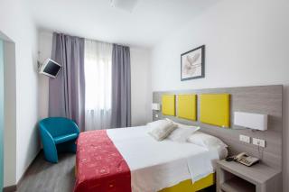 Hotel Venezia - Riva del Garda - 8