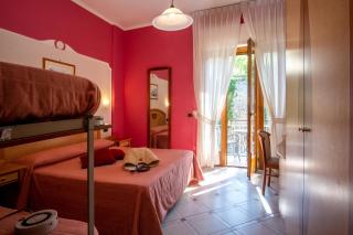 Hotel Savoia Sorrento - Sorrento - 8