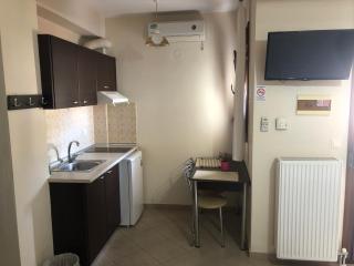 Evgenia & Zoe Apartments - Nea Vrasna - 9