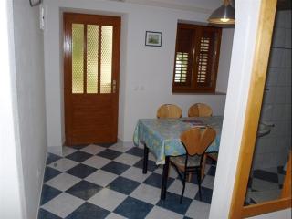 Seaview Apartment Bol (3417-5) - 2