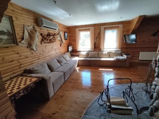 Затишна садиба з озером біля лісу - 8