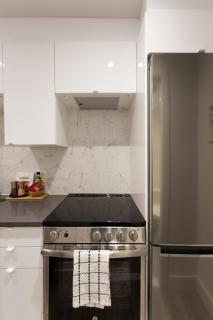 16 Studio Apartment-Hotel in Little Italy by Den Stays - 1