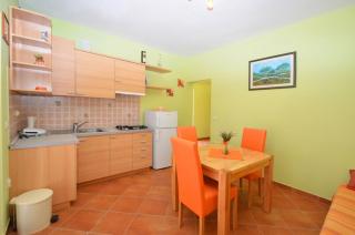 Apartment in Karbuni with sea view, terrace, air conditioning, W-LAN 3609-3 - Blato - 5