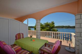 Apartment in Karbuni with sea view, terrace, air conditioning, W-LAN 3609-3 - Blato - 4