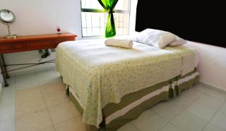 Cuarto Privado, Gran Wi-Fi, Jacuzzi Rooftop, AC - 0