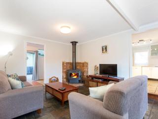 Coca Callala I Pet Friendly I 5 Mins Walk to Beach - Callala Beach - 3