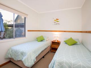 Coca Callala I Pet Friendly I 5 Mins Walk to Beach - Callala Beach - 4