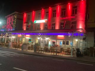 Hotel Restaurant La Piazza - 1