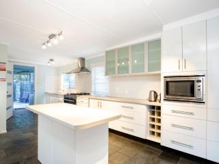 Coca Callala I Pet Friendly I 5 Mins Walk to Beach - Callala Beach - 6