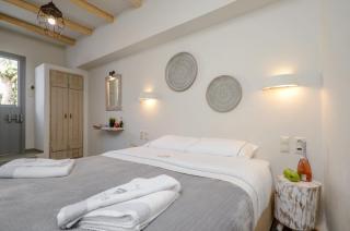 Africanis Suites - Skhoinoussa - 3
