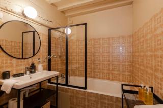 "couleur corail" studio with fireplace - city center - Honfleur - 7