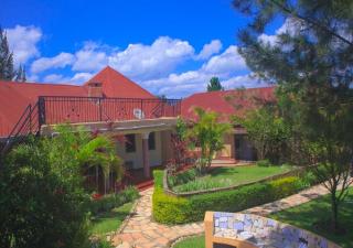 Montane Safaris Hotel - Fort Portal - 8