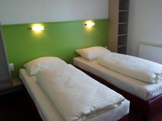 Hotel Wirt im Feld - Steyr - 8