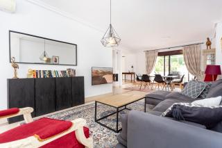 Luxury 4 Bedroom Penthouse - 0