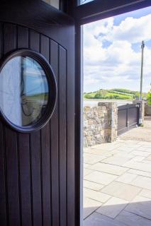 Manse On The Beach - 6