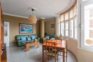Piso de 2 habitaciones en Mesa y López - Las Palmas - 0