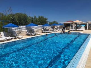 Frank Apartments - 9