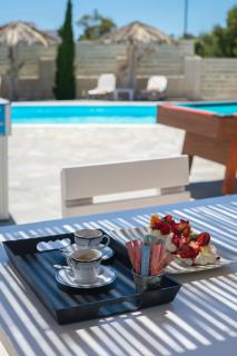 Dahlia Apartments And Studios - Aliki - 5