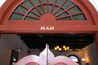 Royal Bar & Hotel - 5