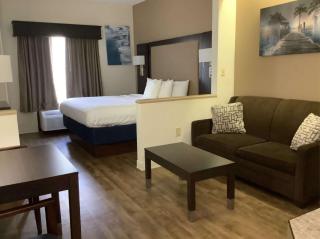Best Western Plus Madison - 8
