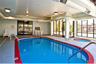 Best Western Knoxville Suites - Downtown - 4