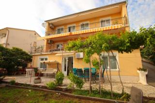Apartment Lidia - Novi Vinodolski - 0