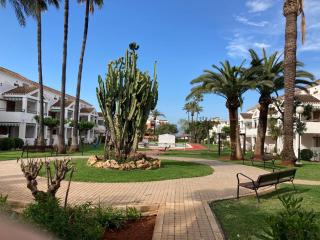 Chalet adosado en urbanización con precioso jardín - Denia - 5