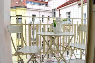 Airstay Prague : DeLuxe Apartment Old town - Prague - 8