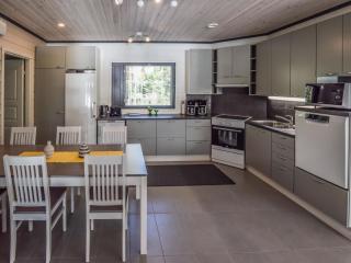 Holiday Home Hämyrinne by Interhome - Kokkosenlahti - 2