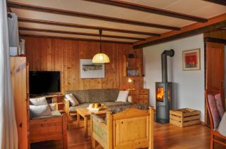 Chalet en pleine nature avec Spa - Le Locle - 8