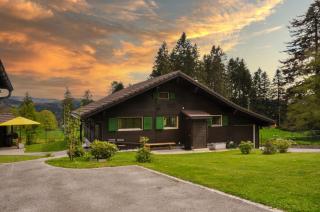 Chalet en pleine nature avec Spa - Le Locle - 9