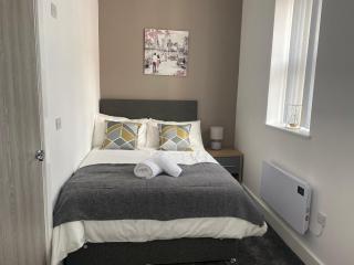 2D SPV Double En-suite Room - Wakefield - 6
