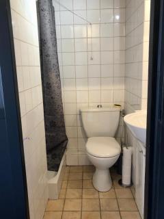 Studio lumineux neuf dans l'hyper centre avec vue - 2