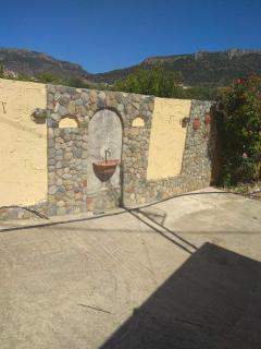 Philoxenia Holiday Home - 2