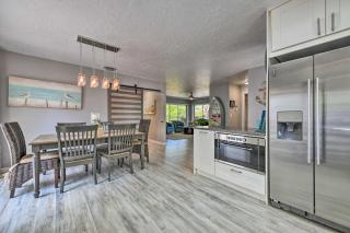 Canal-front Gem with Pool and Hot Tub in Anna Maria - 2