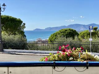 Holidaycasa Mike - Con terrazzo vista mare - Sperlonga - 9