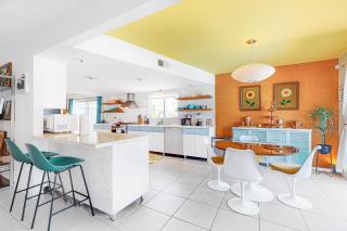 The Lucky Palm Permit# 1087 - 2